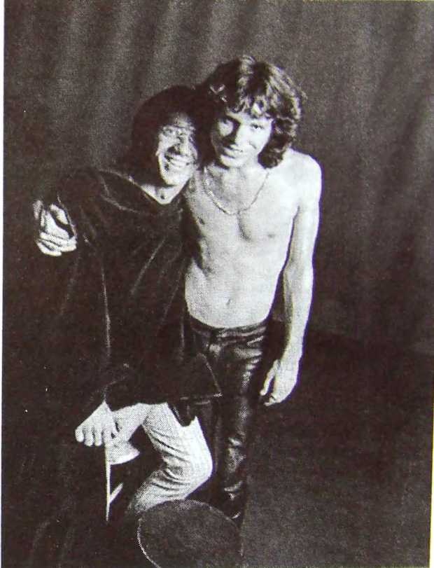 Иллюстрация к книге — Шаман. Скандальная биография Джима Моррисона [i_051.jpg]