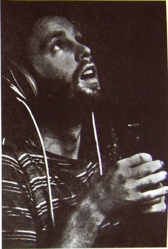 Иллюстрация к книге — Шаман. Скандальная биография Джима Моррисона [i_090.jpg]