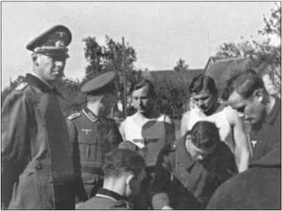 Иллюстрация к книге — "Тигры" в снегу. Мемуары танкового аса [i_025.jpg]