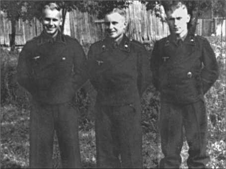 Иллюстрация к книге — "Тигры" в снегу. Мемуары танкового аса [i_040.jpg]