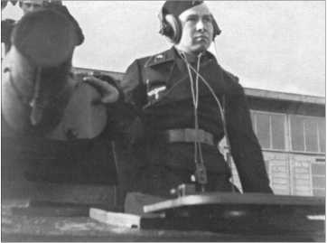 Иллюстрация к книге — "Тигры" в снегу. Мемуары танкового аса [i_044.jpg]