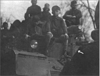 Иллюстрация к книге — "Тигры" в снегу. Мемуары танкового аса [i_055.jpg]