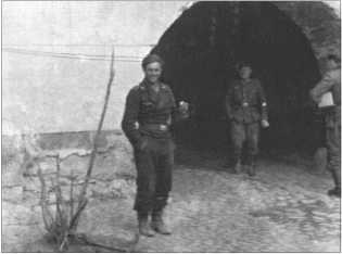 Иллюстрация к книге — "Тигры" в снегу. Мемуары танкового аса [i_137.jpg]