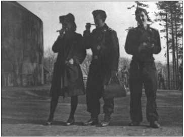 Иллюстрация к книге — "Тигры" в снегу. Мемуары танкового аса [i_200.jpg]