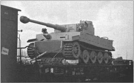 Иллюстрация к книге — "Тигры" в снегу. Мемуары танкового аса [i_201.jpg]