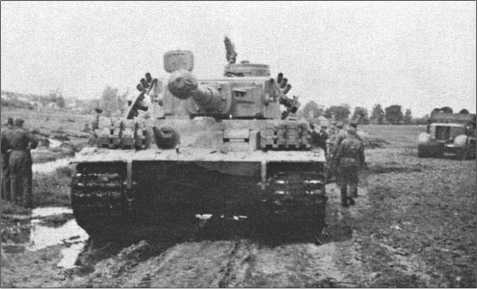 Иллюстрация к книге — "Тигры" в снегу. Мемуары танкового аса [i_220.jpg]