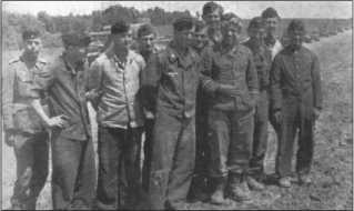 Иллюстрация к книге — "Тигры" в снегу. Мемуары танкового аса [i_222.jpg]