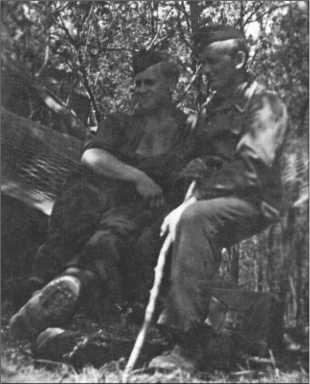 Иллюстрация к книге — "Тигры" в снегу. Мемуары танкового аса [i_228.jpg]