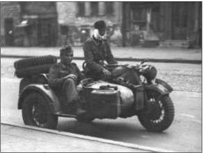 Иллюстрация к книге — "Тигры" в снегу. Мемуары танкового аса [i_255.jpg]