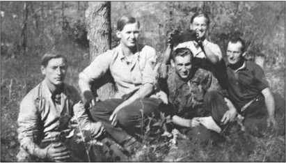 Иллюстрация к книге — "Тигры" в снегу. Мемуары танкового аса [i_259.jpg]