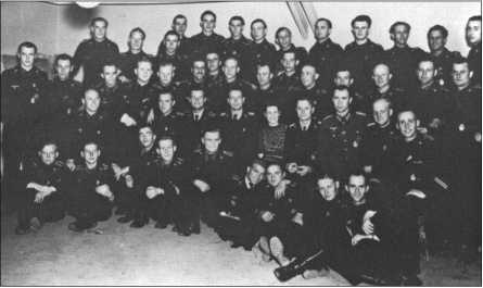 Иллюстрация к книге — "Тигры" в снегу. Мемуары танкового аса [i_329.jpg]