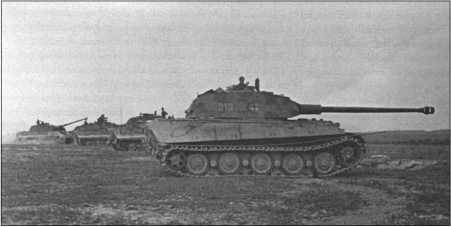 Иллюстрация к книге — "Тигры" в снегу. Мемуары танкового аса [i_334.jpg]