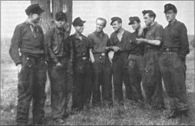 Иллюстрация к книге — "Тигры" в снегу. Мемуары танкового аса [i_350.jpg]