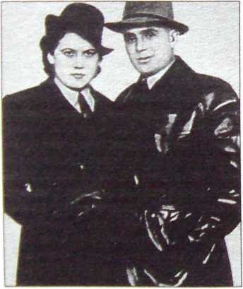 Иллюстрация к книге — Скорцени. Загадки "человека со шрамами " [i_011.jpg]