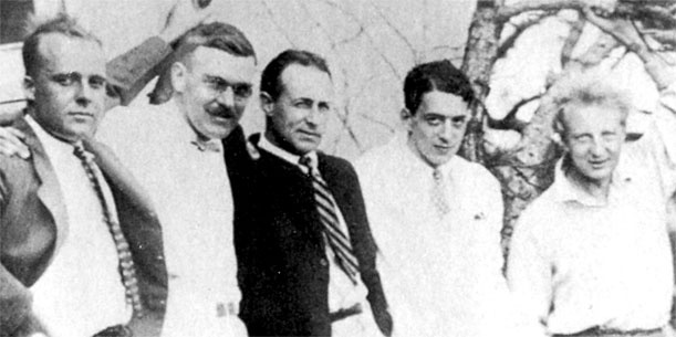 Иллюстрация к книге — Никола Тесла. Повелитель вселенной [i_021.jpg]