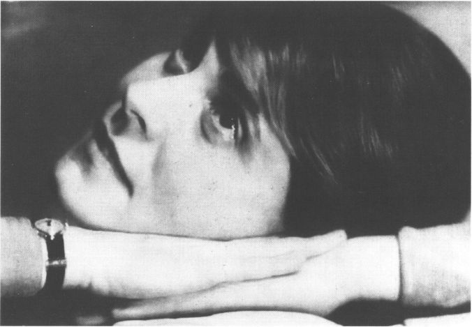 Иллюстрация к книге — Маяковский. Самоубийство [i_018.jpg]