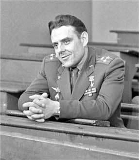 Иллюстрация к книге — Тайны космонавтики [i_035.jpg]