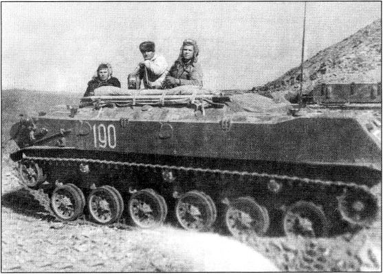 Иллюстрация к книге — Спецназ ВДВ. Диверсионно-разведывательные операции в Афгане [i_032.jpg]