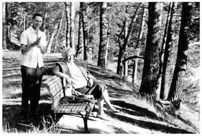 Иллюстрация к книге — Фаина Раневская. Фуфа Великолепная, или С юмором по жизни [i_034.jpg]