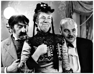 Иллюстрация к книге — Фаина Раневская. Фуфа Великолепная, или С юмором по жизни [i_043.jpg]