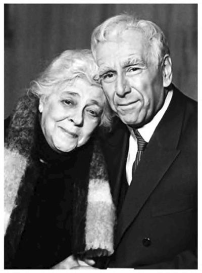 Иллюстрация к книге — Фаина Раневская. Фуфа Великолепная, или С юмором по жизни [i_072.jpg]