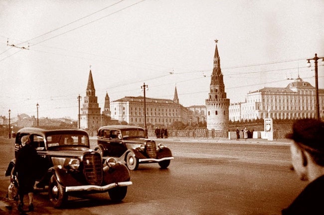 Иллюстрация к книге — Мои королевы. Раневская, Зелёная, Пельтцер [i_014.jpg]