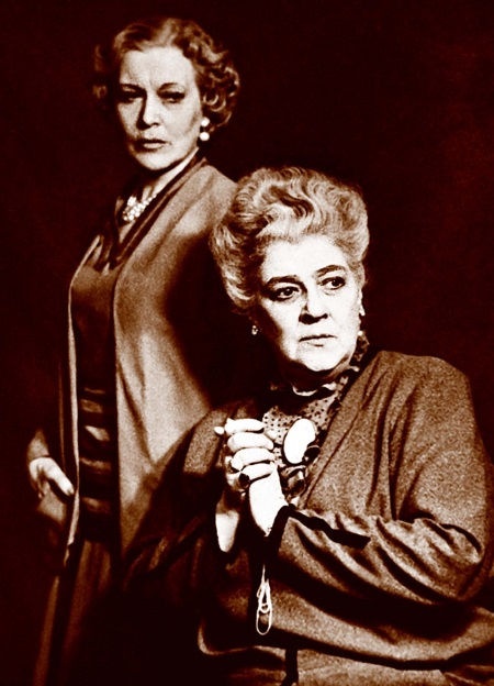 Иллюстрация к книге — Мои королевы. Раневская, Зелёная, Пельтцер [i_069.jpg]