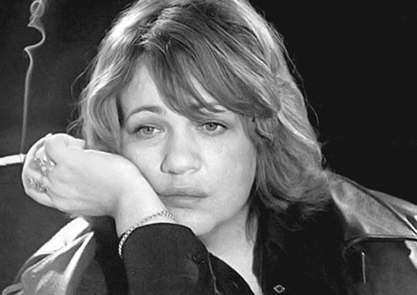 Иллюстрация к книге — Галина Волчек. В зеркале нелепом и трагическом [_019.jpg]