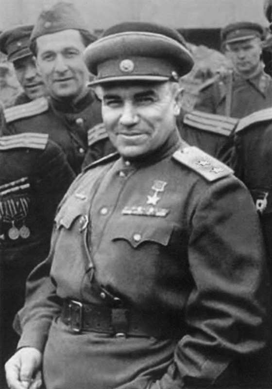 Иллюстрация к книге — Берзарин [i_043.jpg]