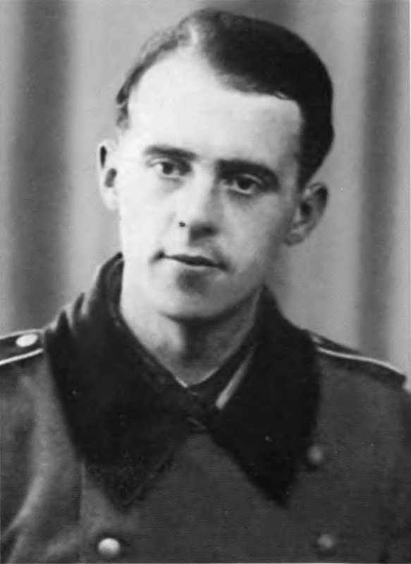 Иллюстрация к книге — Берзарин [i_046.jpg]