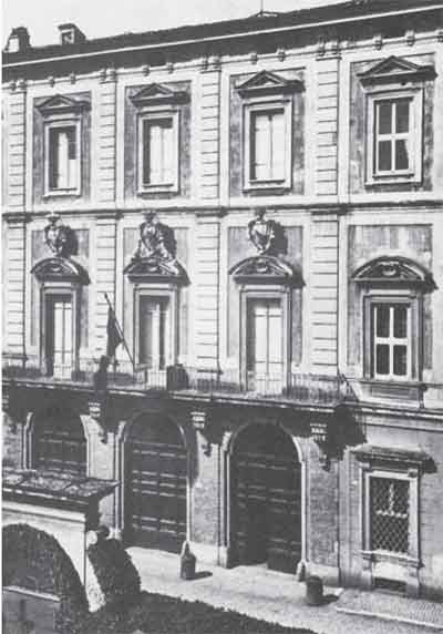 Иллюстрация к книге — Моя шокирующая жизнь [i_002.jpg]