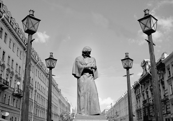 Иллюстрация к книге — Очерки Петербургской мифологии, или Мы и городской фольклор [i_019.jpg]