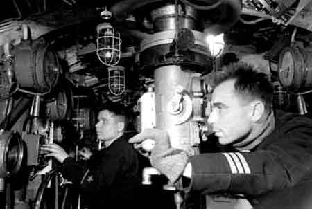 Иллюстрация к книге — Лунин атакует "Тирпиц" [sergeev_23.jpg]