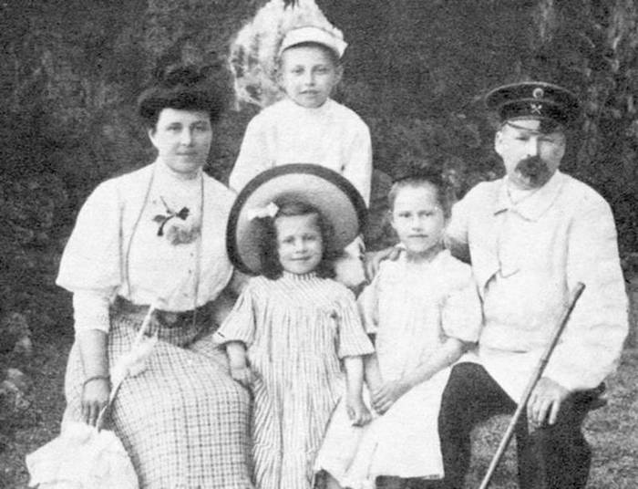 Иллюстрация к книге — Московский модерн в лицах и судьбах [i_003.jpg]