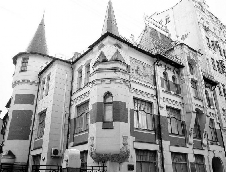 Иллюстрация к книге — Московский модерн в лицах и судьбах [i_077.jpg]