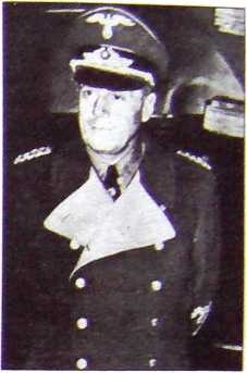 Иллюстрация к книге — Рихард Зорге. Джеймс Бонд советской разведки [i_016.jpg]