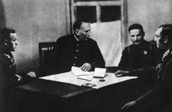 Иллюстрация к книге — Рокоссовский [i_030.jpg]