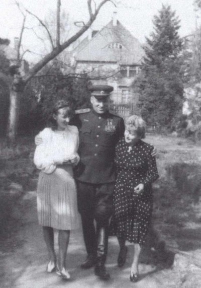 Иллюстрация к книге — Рокоссовский [i_051.jpg]