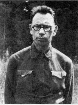 Иллюстрация к книге — Генерал Абакумов. Всесильный хозяин СМЕРШа [i_019.jpg]