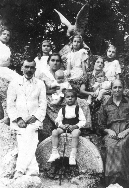 Иллюстрация к книге — Байбаков [i_003.jpg]