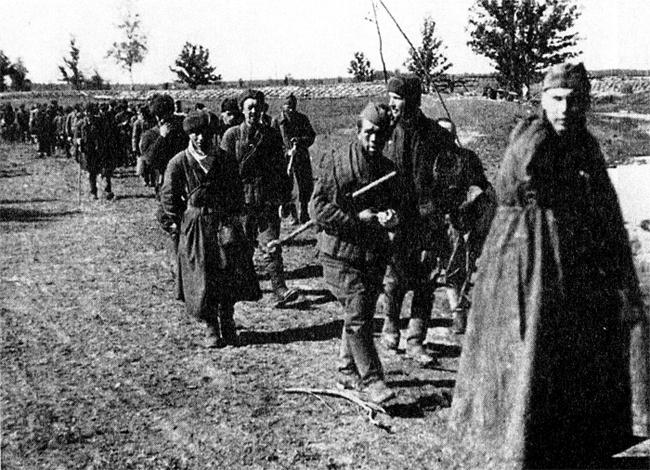 Иллюстрация к книге — Трагедия на Неве. Шокирующая правда о блокаде Ленинграда. 1941-1944 [i_033.jpg]