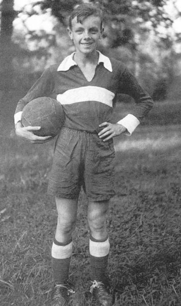 Иллюстрация к книге — Кирилл Лавров [i_005.jpg]