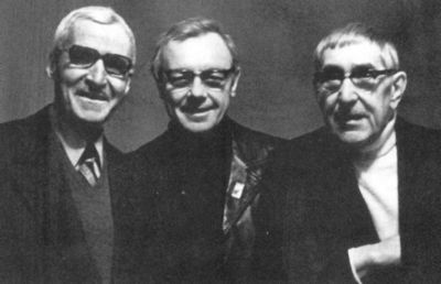 Иллюстрация к книге — Кирилл Лавров [i_035.jpg]