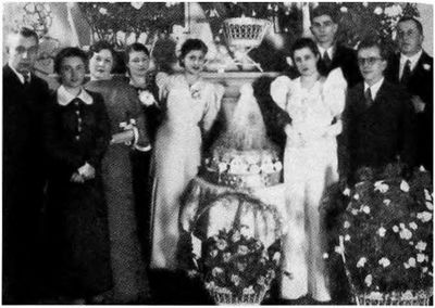 Иллюстрация к книге — Повседневная жизнь "русского" Китая [i_061.jpg]