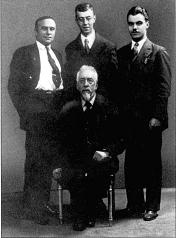 Иллюстрация к книге — Код операции - "Тарантелла". Из рассекреченного архива внешней разведки России [imga4ee.jpg]