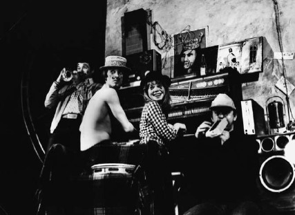 Иллюстрация к книге — Александр Абдулов. Необыкновенное чудо [i_011.jpg]