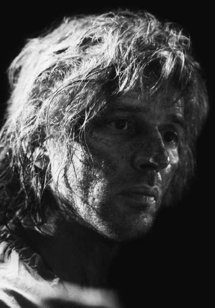 Иллюстрация к книге — Александр Абдулов. Необыкновенное чудо [i_013.jpg]