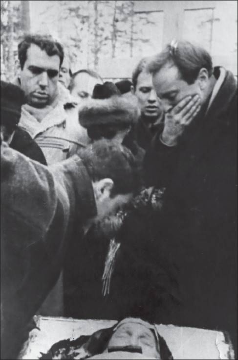 Иллюстрация к книге — Бродский. Двойник с чужим лицом [i_006.jpg]