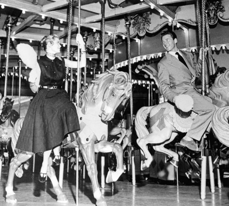 Иллюстрация к книге — Грейс Келли. Как стать принцессой… [i_041.jpg]