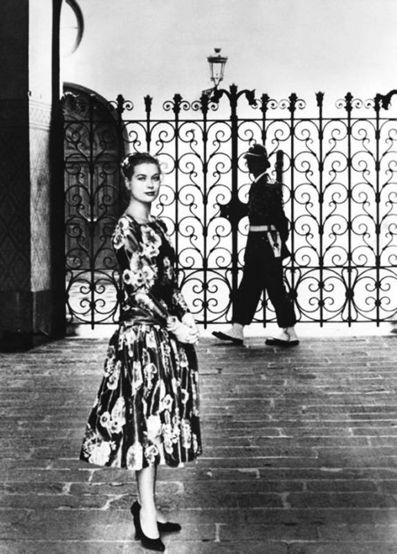 Иллюстрация к книге — Грейс Келли. Как стать принцессой… [i_071.jpg]